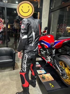 新作・レーシングスーツを解説します！：KUSHITANI三鷹店 | KUSHITANI