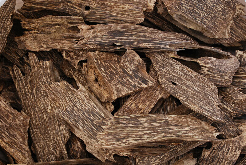 楽天市場】ベトナム産高級栽培沈香 100g量り売り【中高ランク】沈水