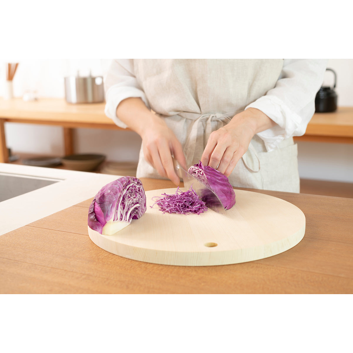 丸いまな板 青森ひばの丸まな板 M 丸型まな板 – 梅沢木材工芸社