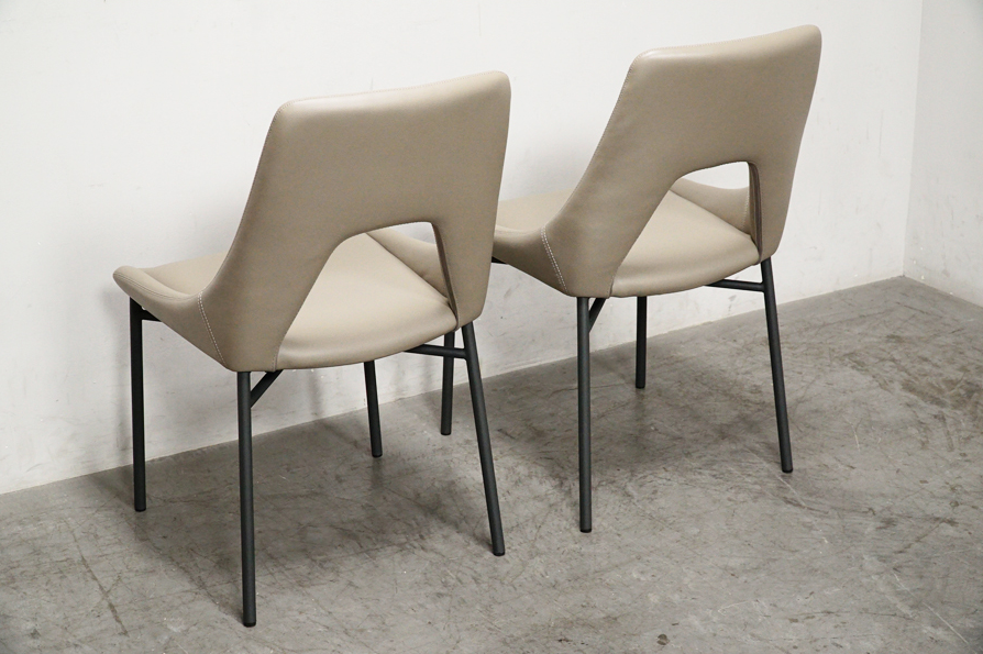 IDC大塚家具 出張買取-アドア東京-「レイラ」ダイニングチェア グレー