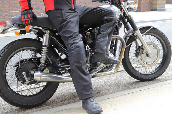 DP-29 ソフトシェルオーバーパンツ | DEGNER