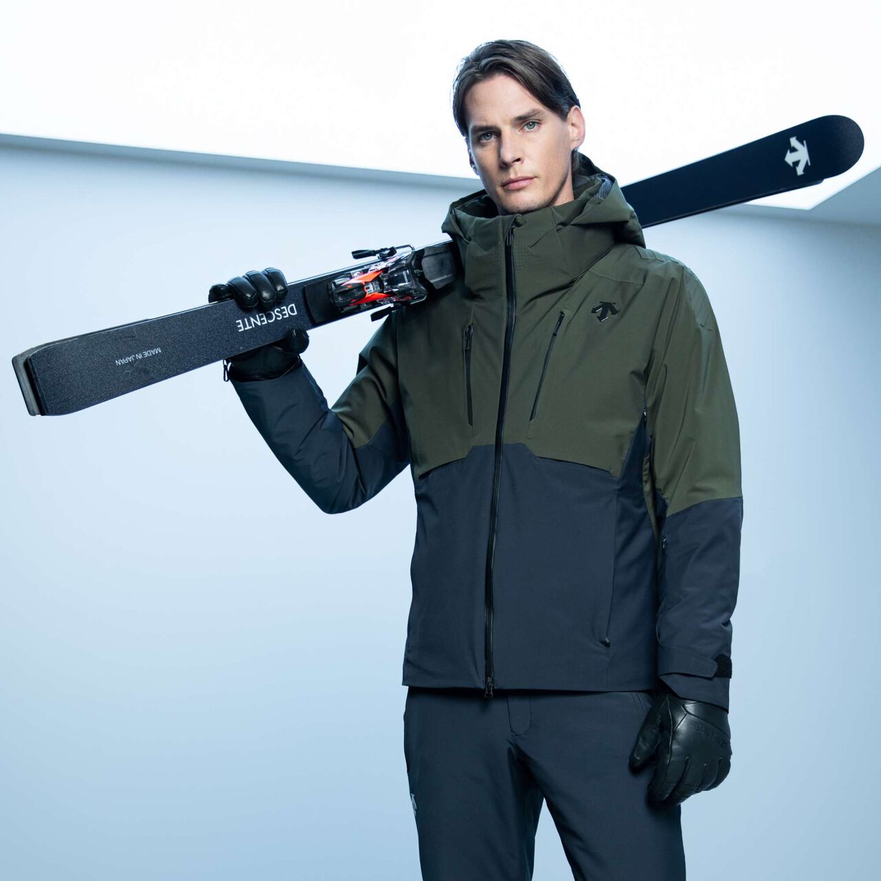 DESCENTE | SHOULDER PADD JACKET