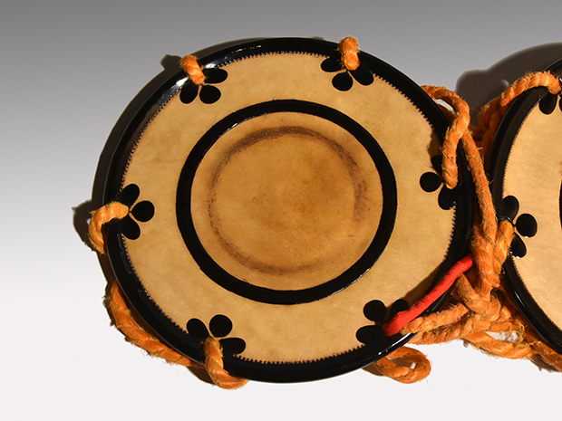 鼓 小鼓 古胴 金蒔絵 明治期？ 鼓 小鼓 古胴 金蒔絵 明治期？ 鼓 小鼓