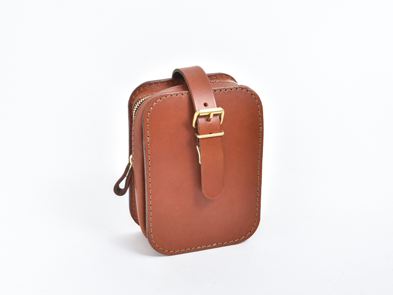 大きめなスマホも入る2wayベルトポーチ / 革鞄のHERZ(ヘルツ)公式通販