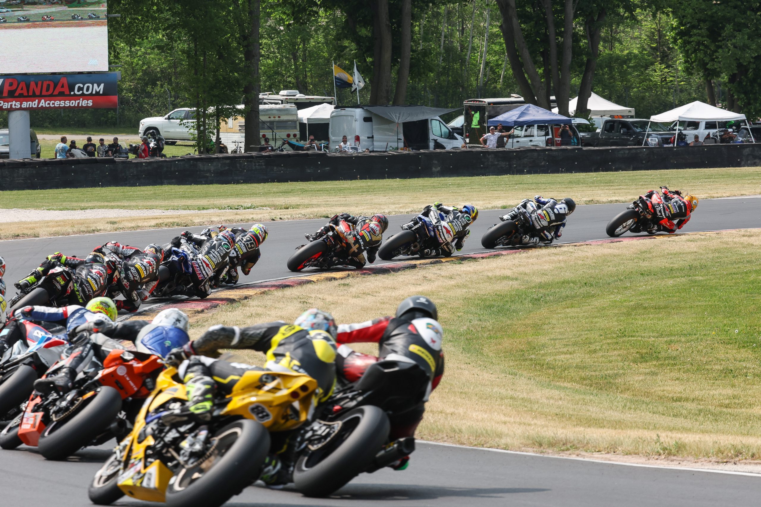 152 Riders For Superbikes At Road America Event - MotoAmerica