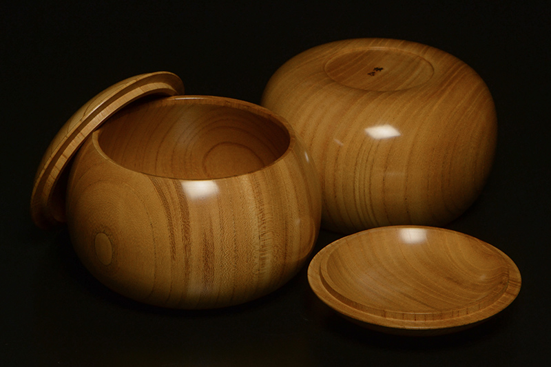 ケヤキ碁笥 極上（40号） | 前川榧碁盤店