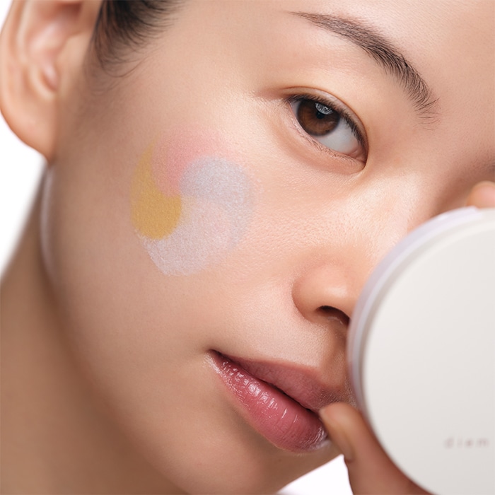 ディエム クルール カラートリックマルチクッションファンデーション