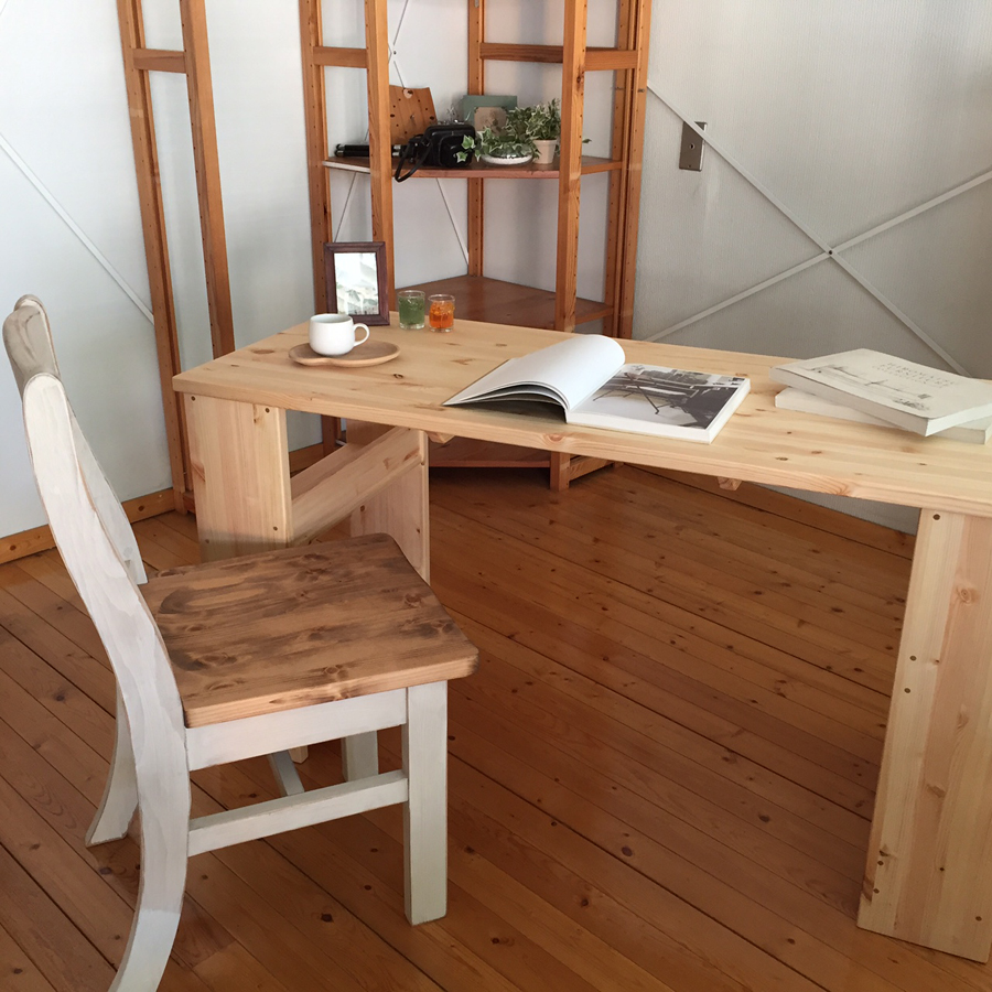 北欧パイン無垢集成材オーダーデスク ペイント工房