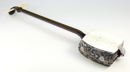 中棹三味線本体 皮破れなし 皮が割れない？地唄三味線（中棹、破れ