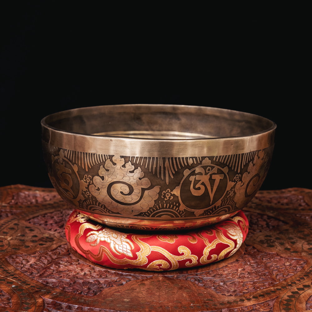 一点物】チベタンアンティックシンギングボウル【音階：E】約1682g