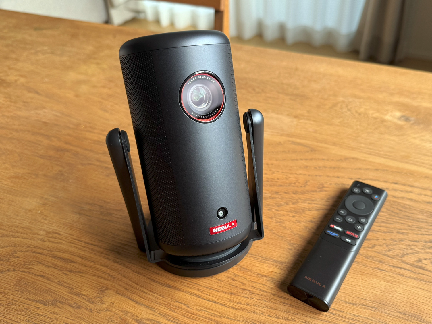 持ち運べる映画館！モバイルプロジェクター「ANKER Nebula Capsule 3