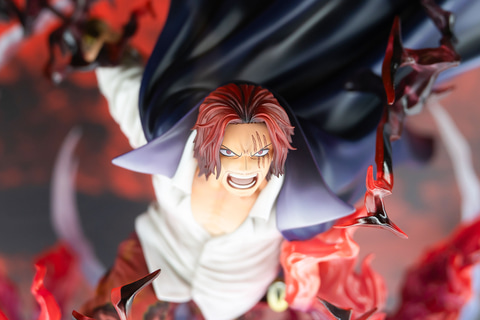 ワンピース「P.O.P. 赤髪のシャンクス“神避”」やカグラバチ「六平千鉱