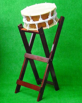 和太鼓 ＞ 締太鼓 ＞ 締め太鼓35cm(ひも締め)立ち台セット