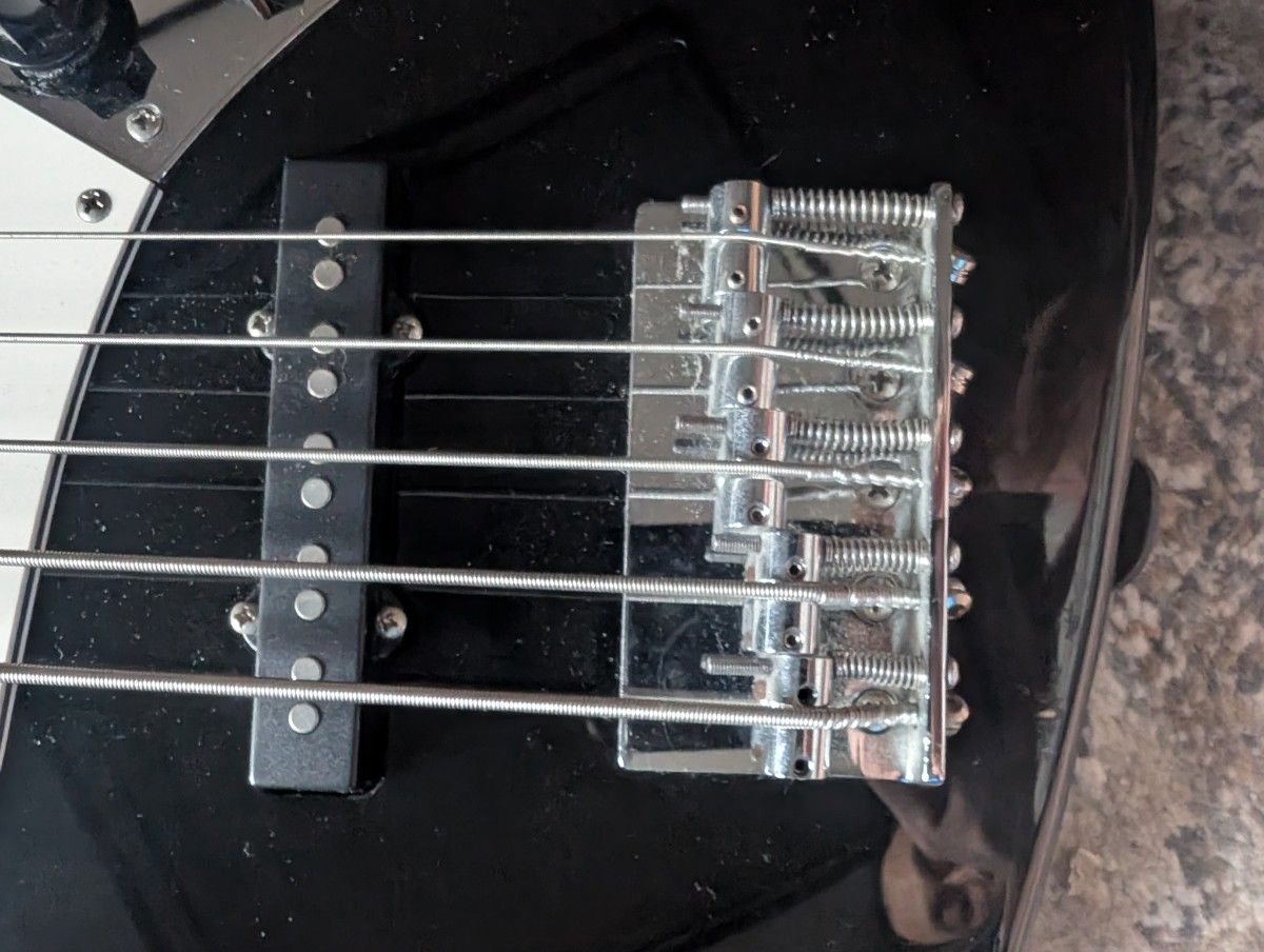 Squier affinity Jazz Bass V 5弦5連ペグ｜Yahoo!フリマ（旧PayPayフリマ）