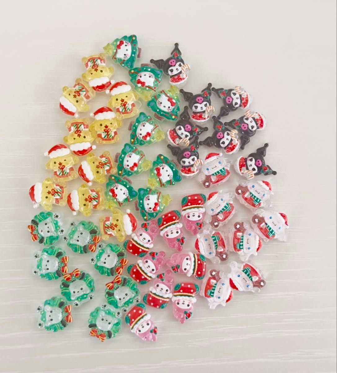 サンリオ ネイルパーツ クリスマス 50個セット キティ シナモン