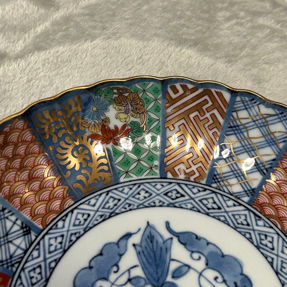 美品】三洋陶器 龍峰窯 龍峯窯 祥瑞花丸紋 金彩 古伊万里魅染 大皿 中