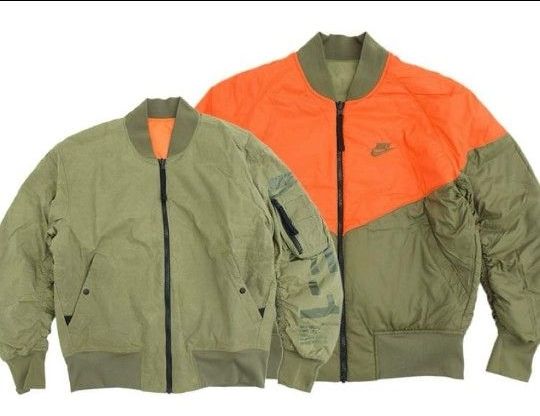 ナイキ nike）MA-1タイプのフライトジャケットカーキ色 リバーシブル