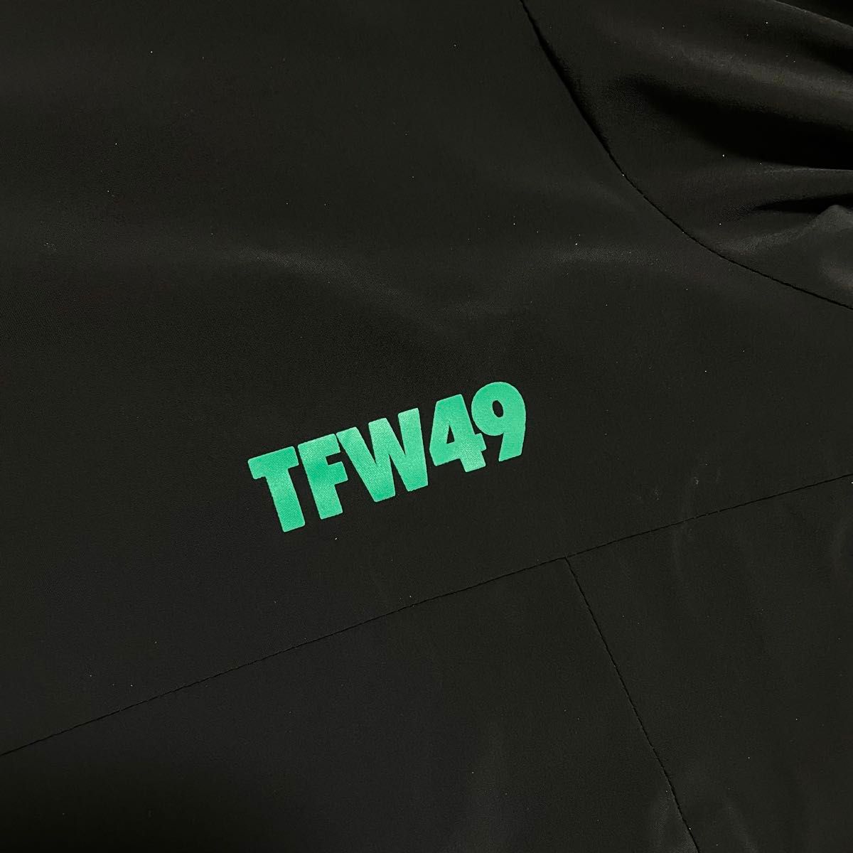 TFW49 リバーシブル プルオーバー ハーフジップ L ブラック ネイビー