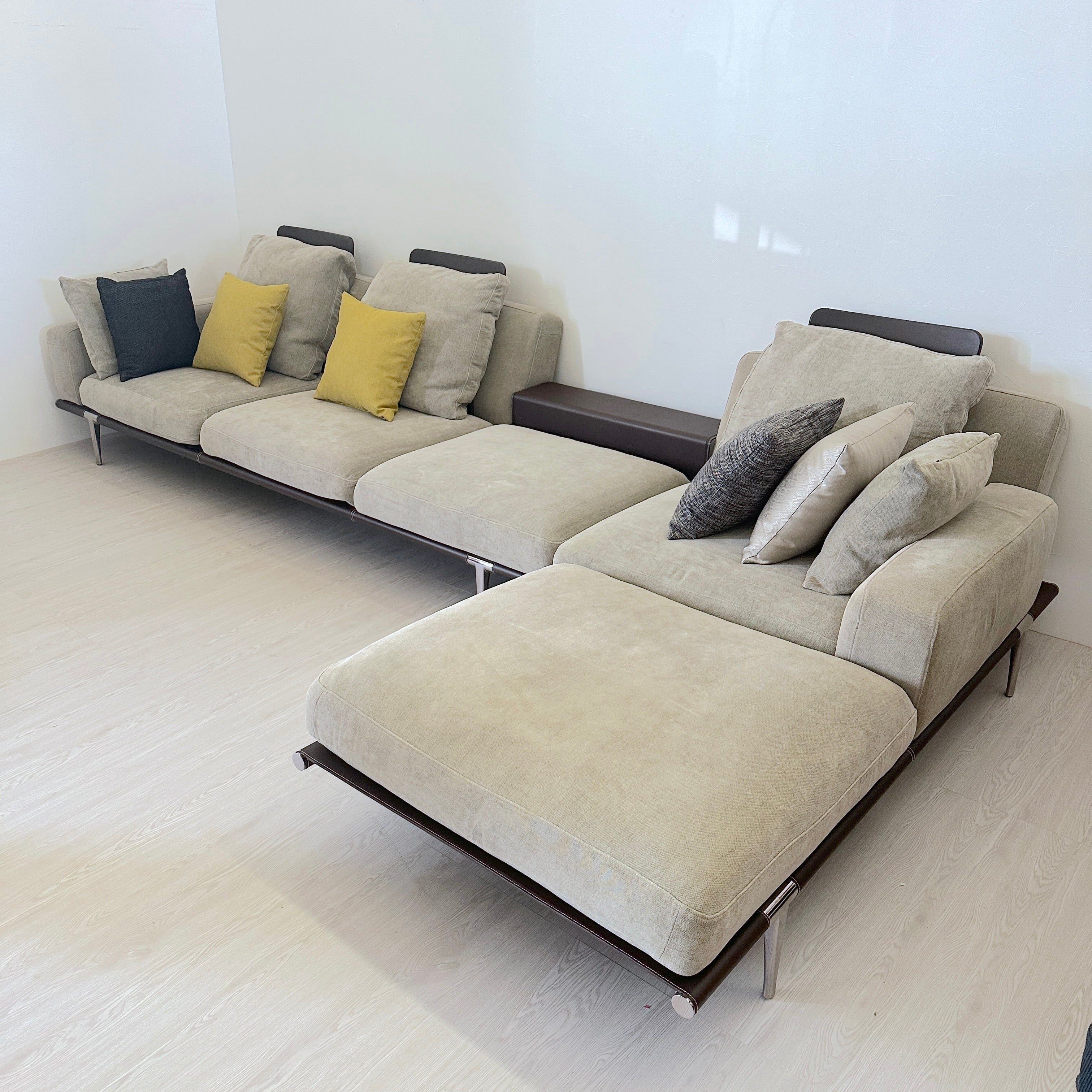 展示品】ポルトローナ・フラウ Poltrona Frau レット・イット・ビー