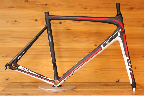 レースエントリーにおすすめ！GT GTR カーボンエリート フレームセット