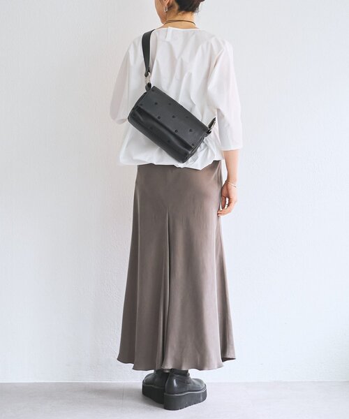 本革》ドットボディバッグ（ショルダーバッグ）｜BEARDSLEY