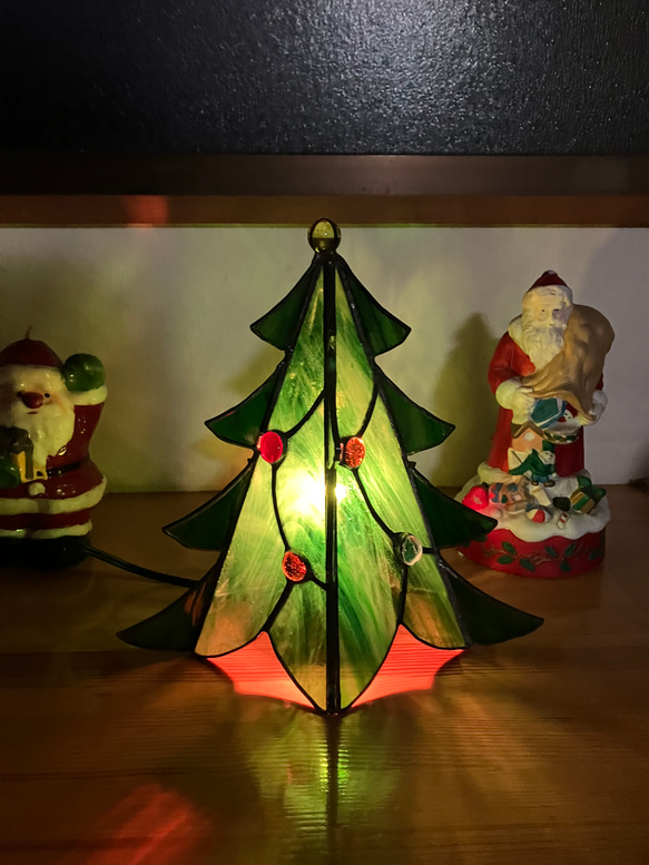 ステンドグラスのクリスマスツリーライト スタンドライト・テーブル