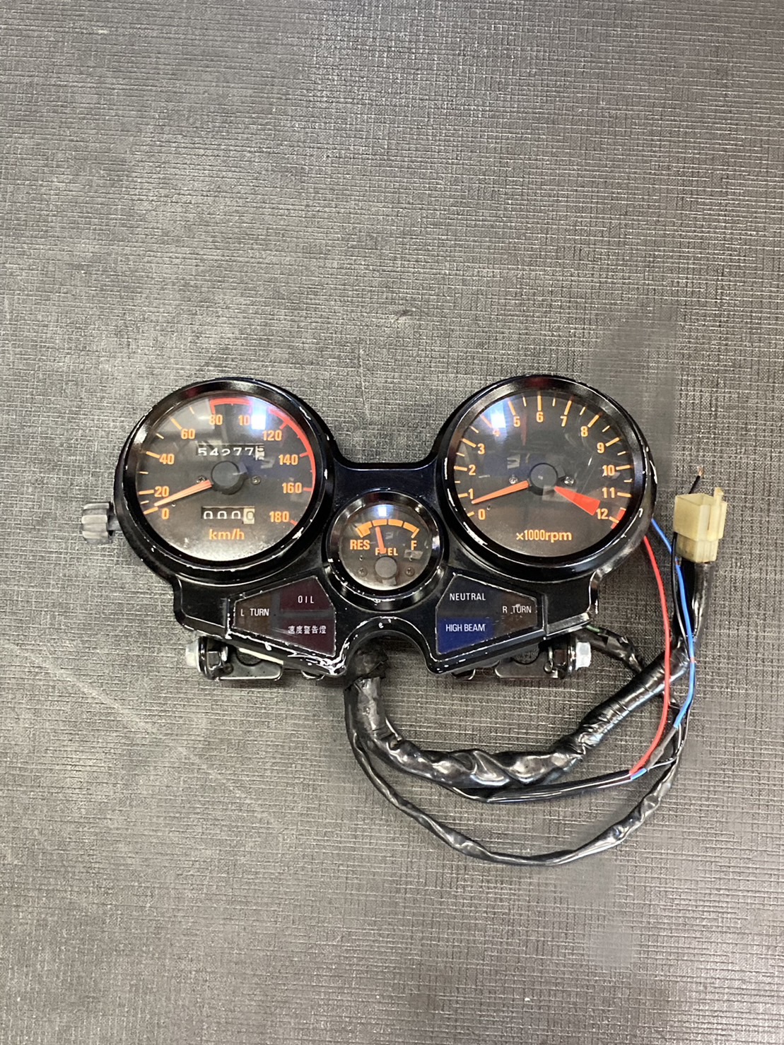 CBX400F アウトライン製 ステッピングタコメーター加工 - ALIVE LINE