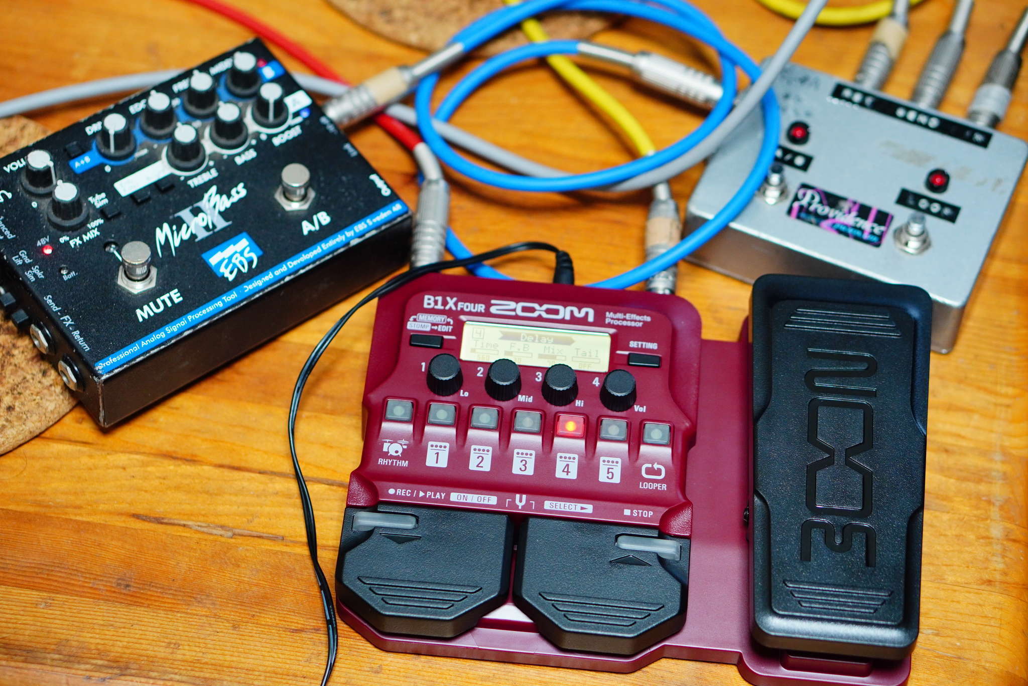 ZOOMのベース用マルチエフェクター「B1X FOUR」を導入してみた件
