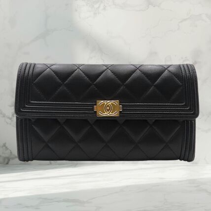 CHANEL BOY CHANEL(シャネル ボーイ シャネル) 長財布(レディース
