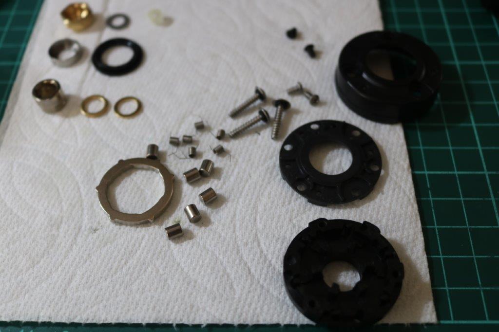 21ツインパワーSW 4000XG 改造＆インプレ（3）ボディ内部の考察（全