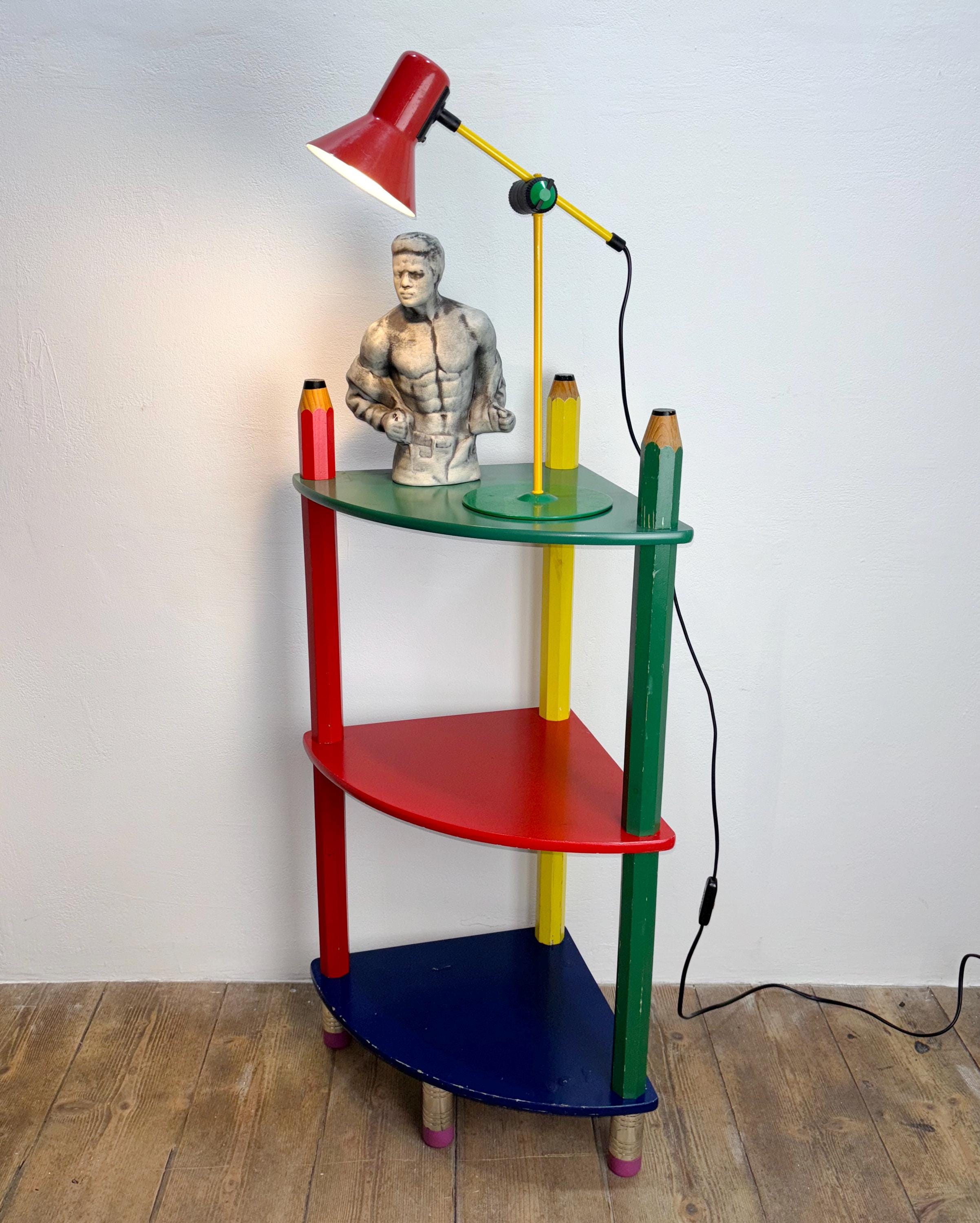 ピエール・サラによるポストモダン鉛筆棚、1980 年代のメンフィス