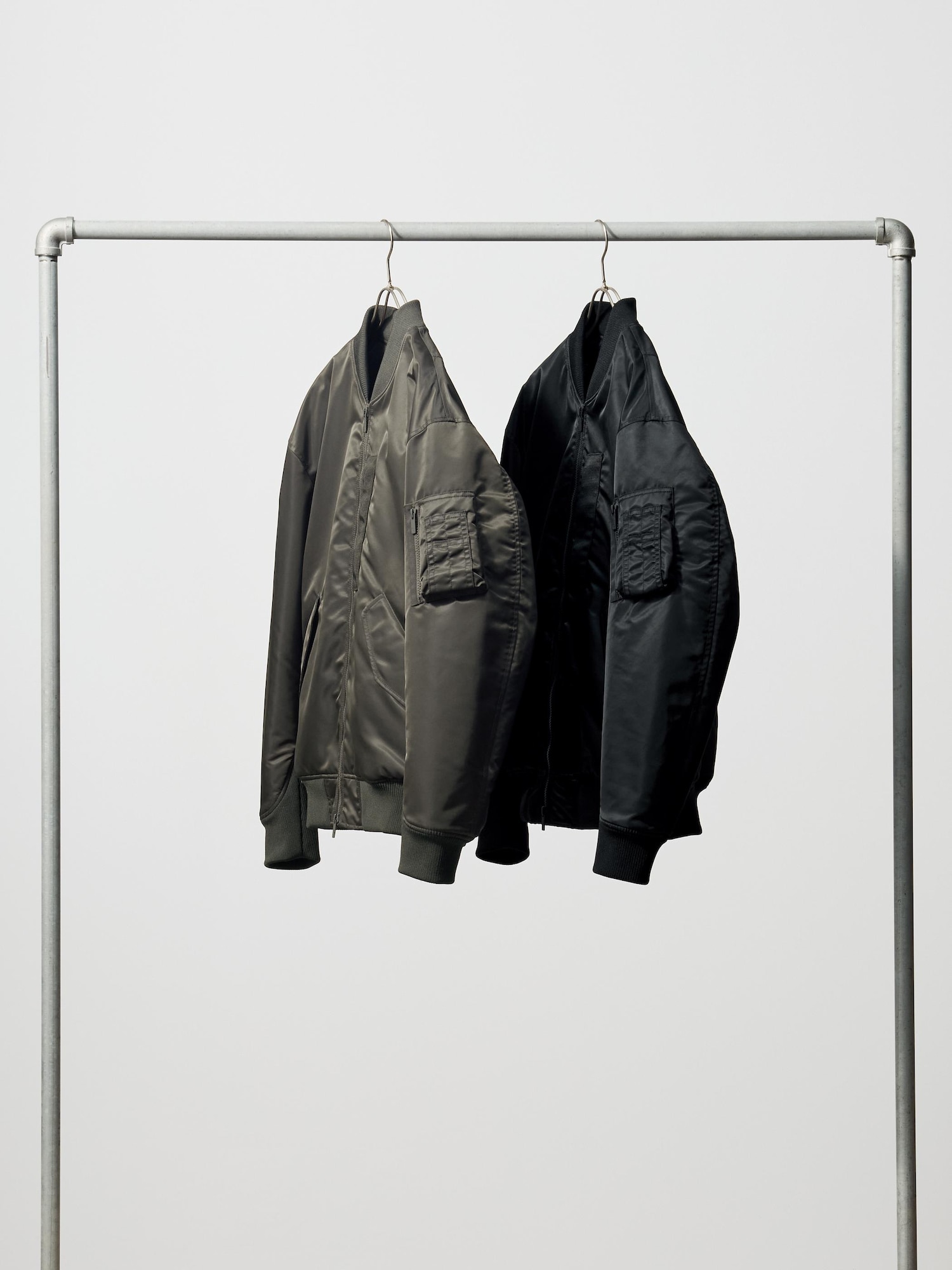 ユニクロ公式 | ハイブリッドダウンオーバーサイズMA－1