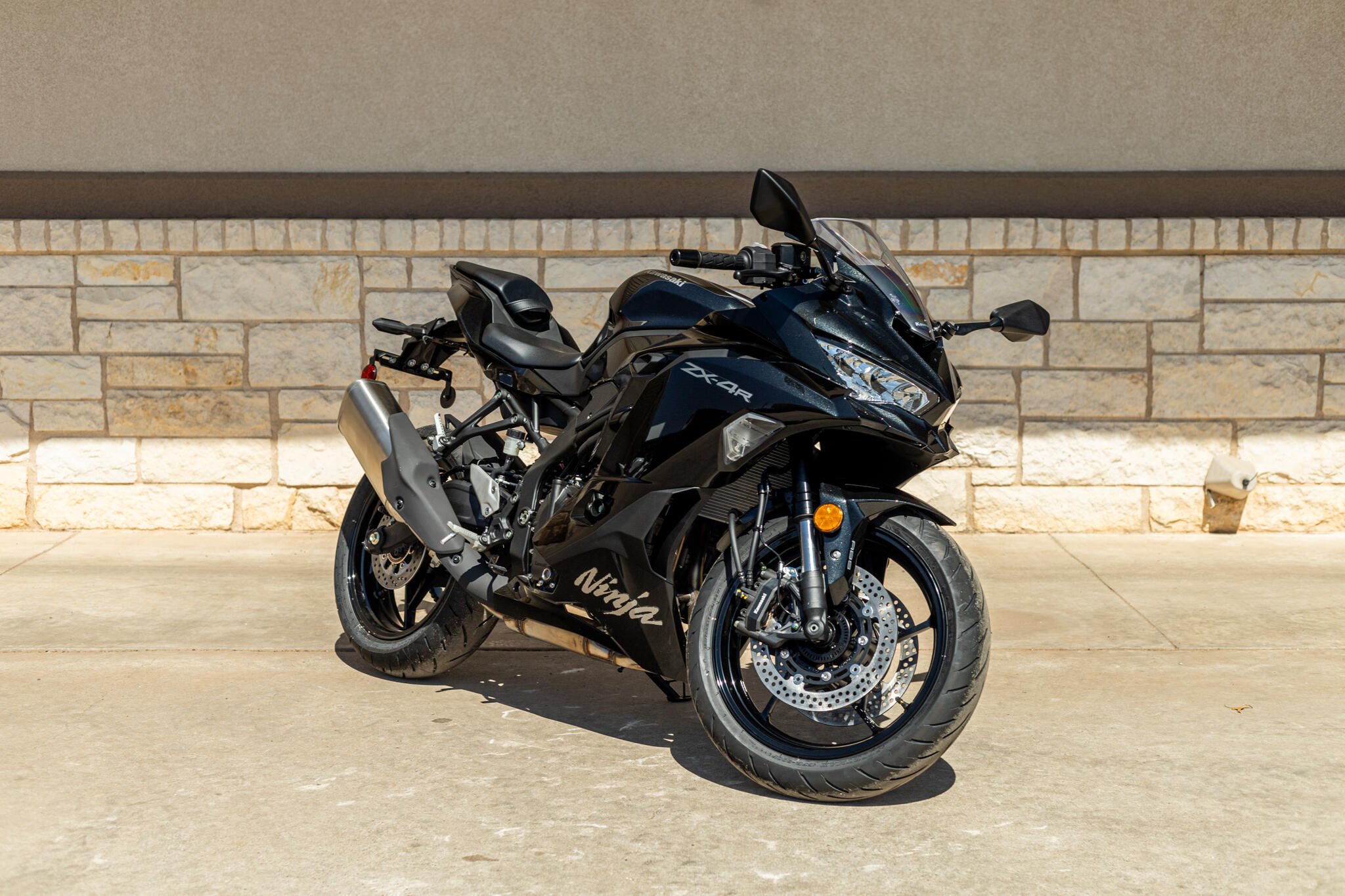 New 2025 Kawasaki NINJA ZX4R ABS METALLIC SPARK BLACK | Family