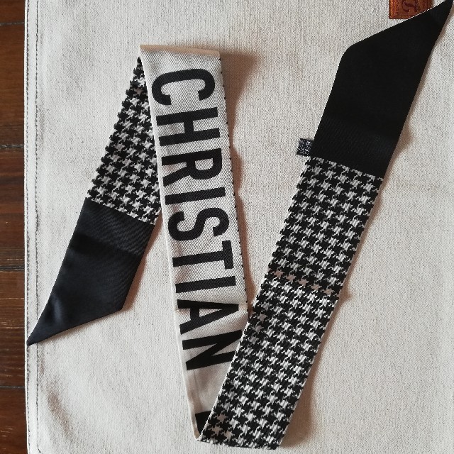 Christian Dior ミッツァ シルク ブラック千鳥格子・ 箱付き 【公式通販】