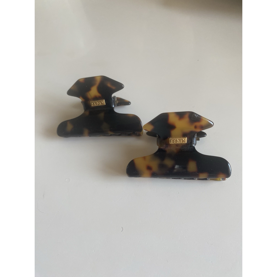 FENDI - 【未使用】FENDI ヘアクリップ 2個セットの通販 by かぴこ's