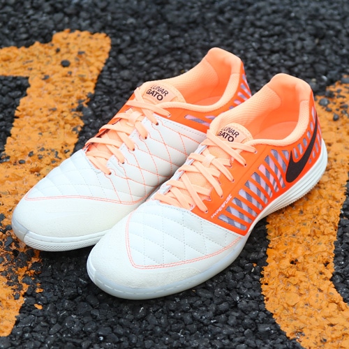 LUNAR GATOⅡ』(ルナ ガト2)｜NIKE(ナイキ)｜サッカーショップKAMO