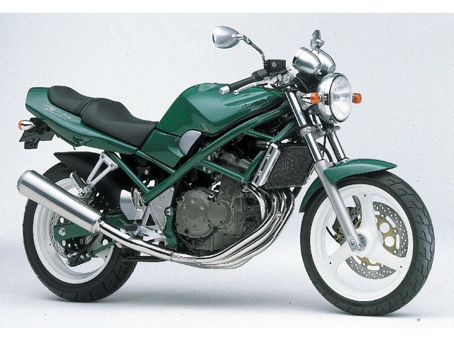 バンディット250（GJ74A）に適合する｜ドライブスプロケット・フロント