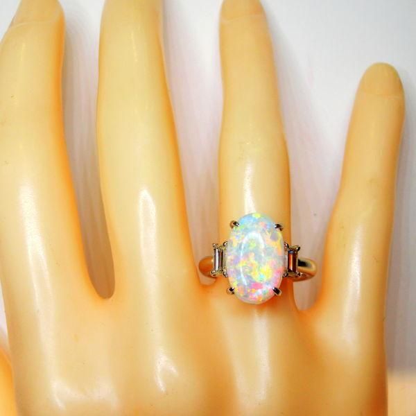 オパール ダイヤモンドリング OP 3.68ct D 0.56ct Pt900 JGGC鑑別書