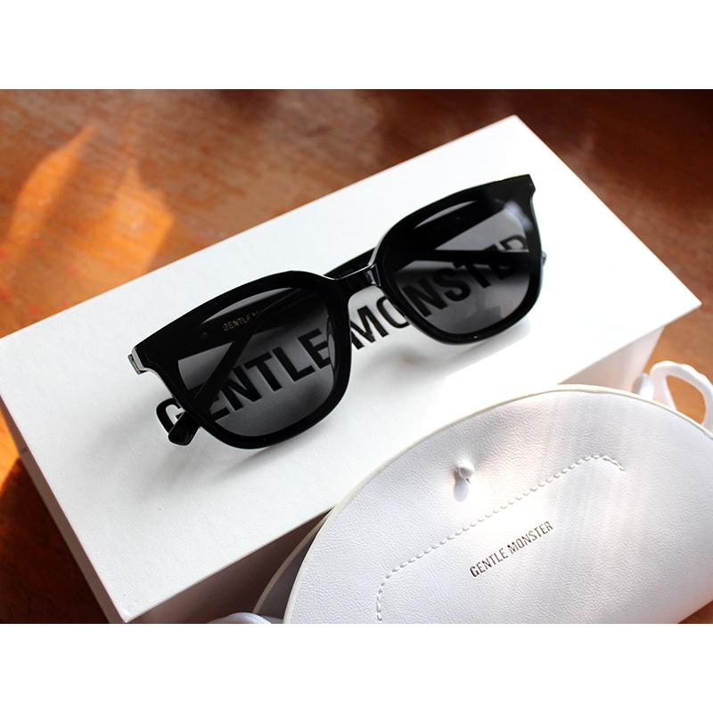 Gentle Monster ジェントルモンスター Lilit サングラス /黒 : 青