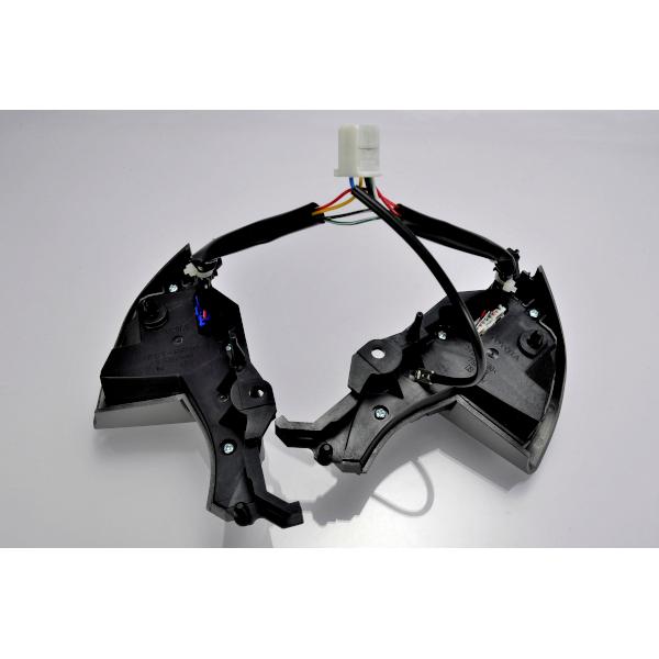 トヨタ ステアリングスイッチ 84250-28210 （エスティマ用） トヨタ