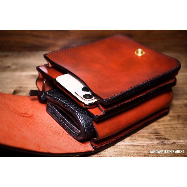 手縫い サドルレザーメディスンバッグ ビンンテージ染めバーガンディー