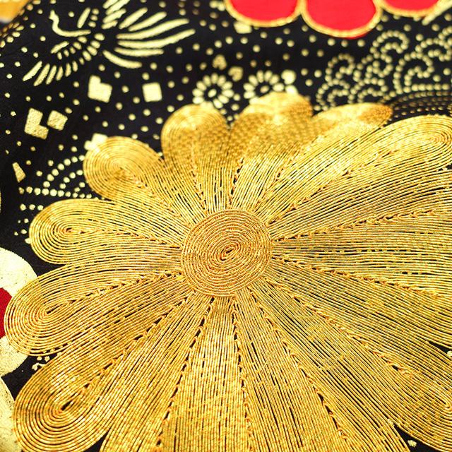 振袖 着物 金駒刺繍 赤 菊 桜 松 霞 花古典柄 成人式 二十歳 20歳 未