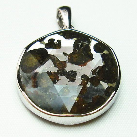 パラサイト隕石 かんらん石 大衛星 ペンダント t453-2902 : 誠安天然石