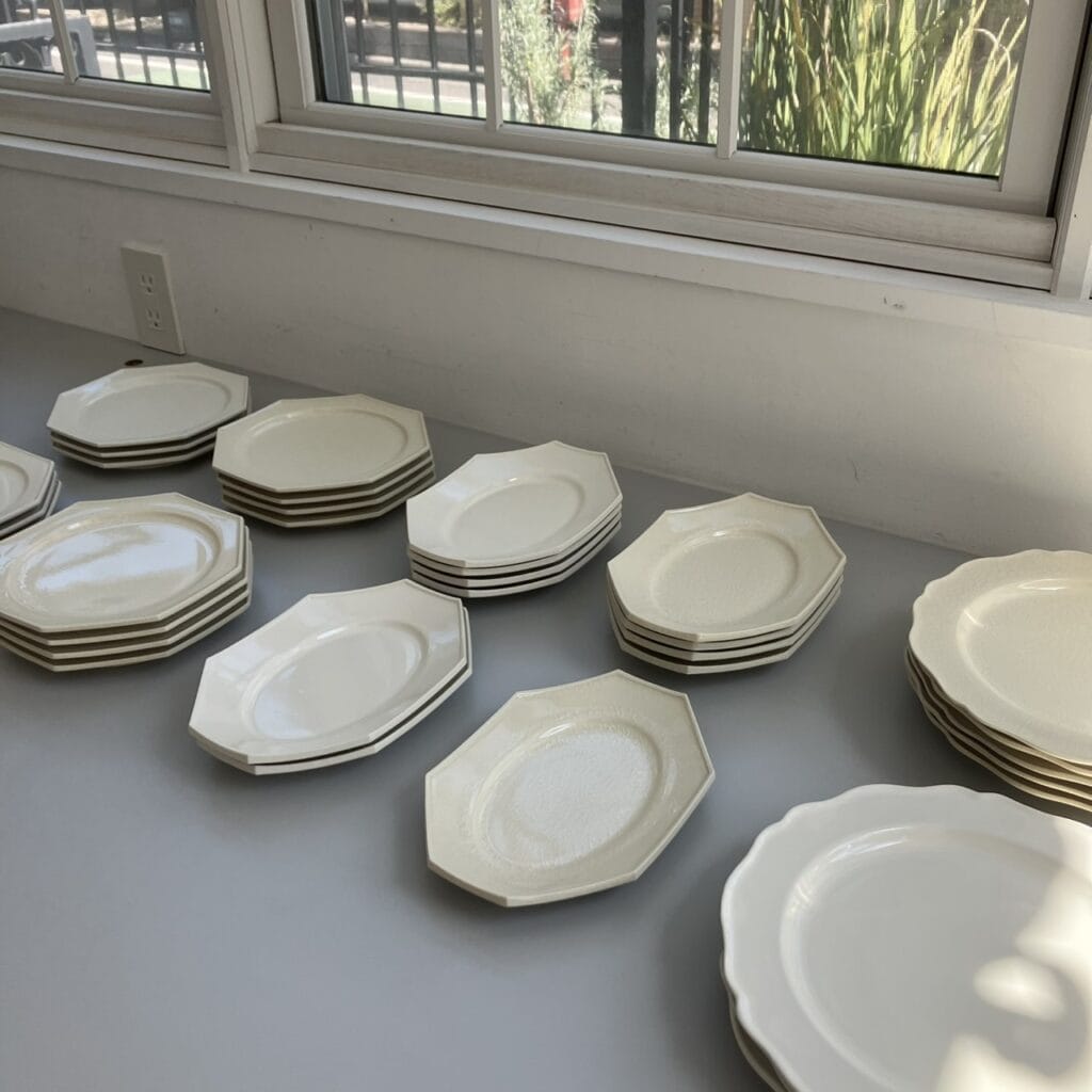 石川隆児さんの器展】Oval Octogonal Plate購入でお気に入りのドーナツ