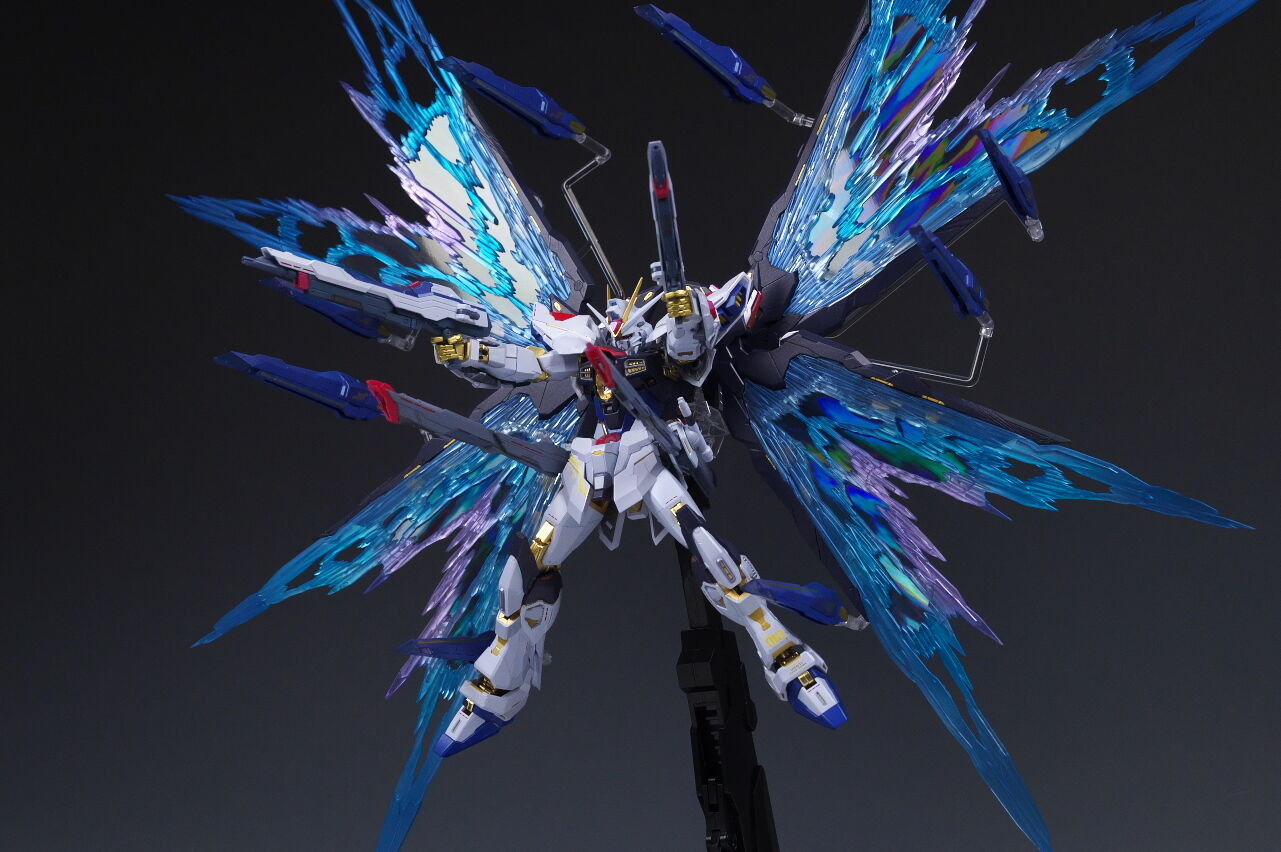 メタルビルド ストライクフリーダム ソウルブルーver 光の翼付き