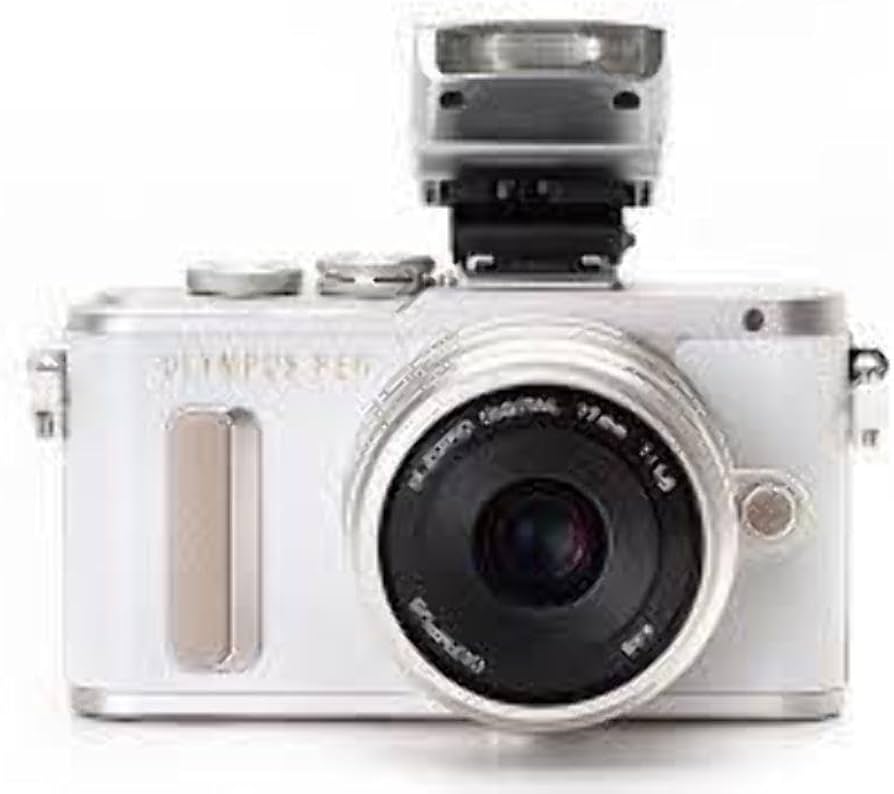 Amazon.com : Olympus Pen E-PL8 White Body with 14-42mm IIR Silver