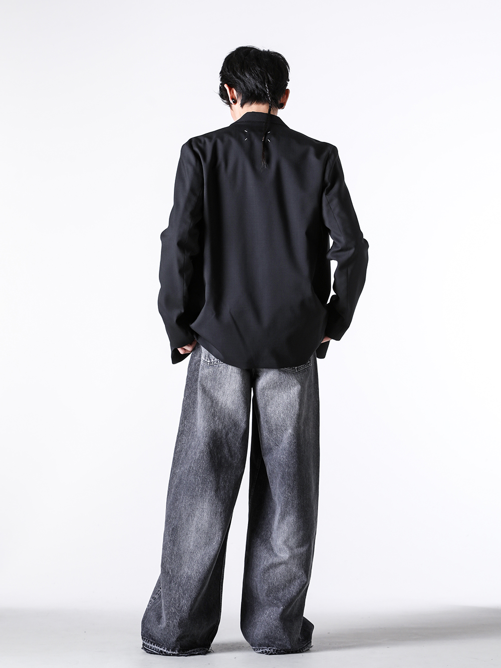 アイテム紹介]メゾンマルジェラ ノーカラージャケット 徹底レビュー