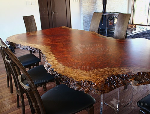 ダイニングテーブルxブビンガ【福島県 個人住宅】ブビンガ（瘤杢）一枚