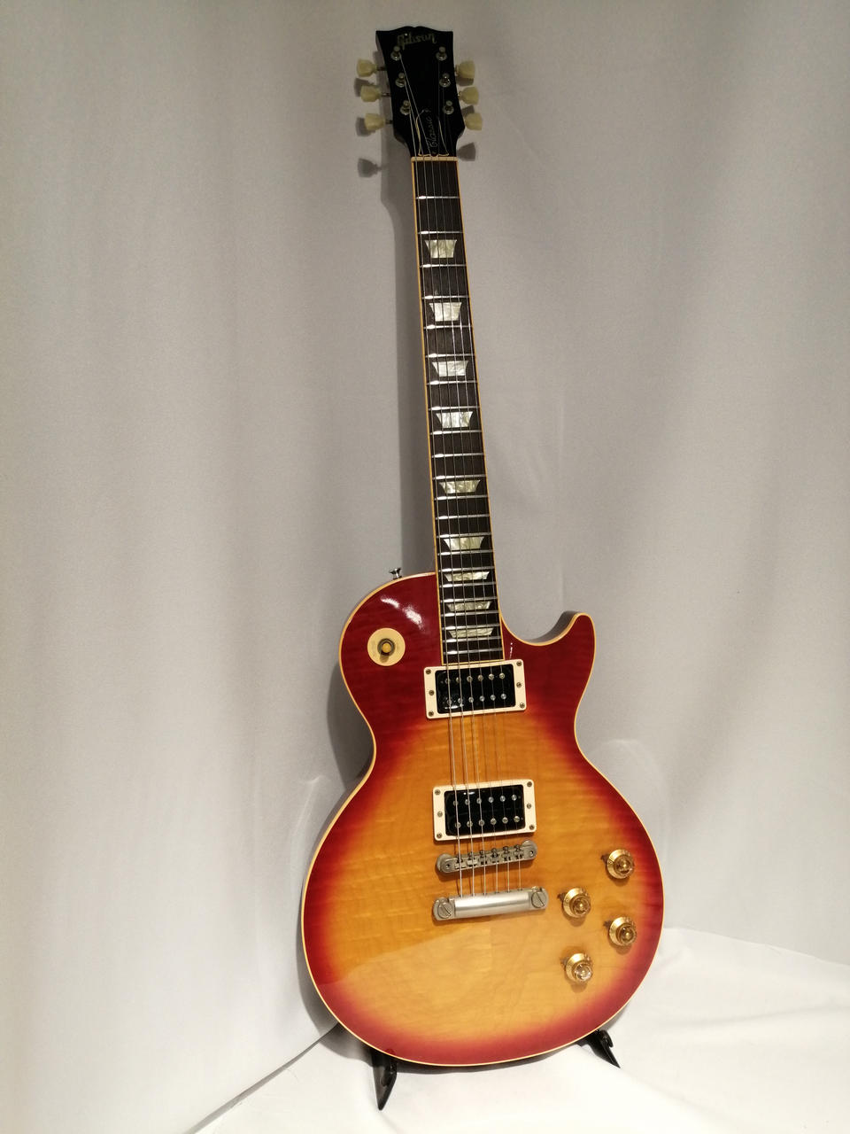 ギブソン(GIBSON)|LES PAUL CLASSIC PREMIUM PLUS|【ハードオフ公式