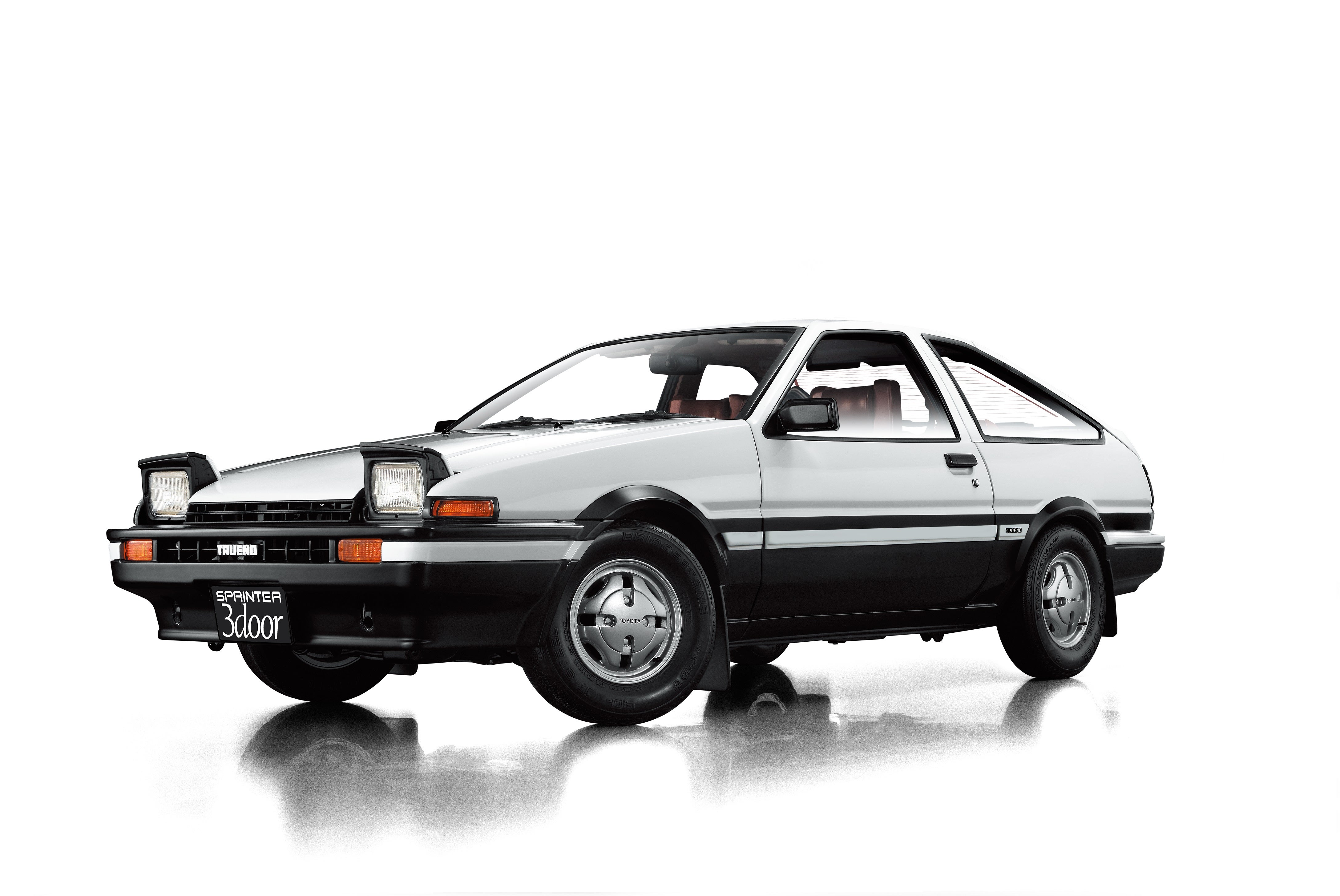 稀少な1983年前期型を再現！走り屋たちの熱き伝説“ハチロクトレノ”を